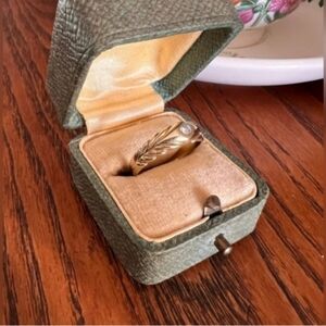 9K Gold Gypsy Set Genuine Diamond Ring 6.75